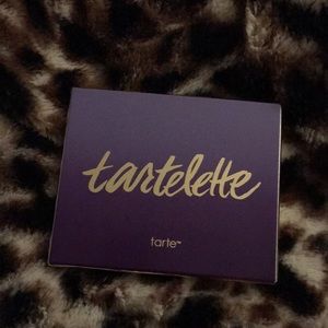 Tartelette Amazonian clay matte palette
